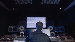 APxGener8ion_09_Office(RGB)