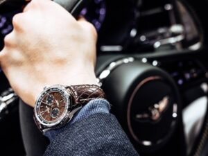 parteneriat breitling bentley