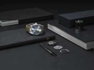 Carl F Bucherer Manero Peripheral BigDate